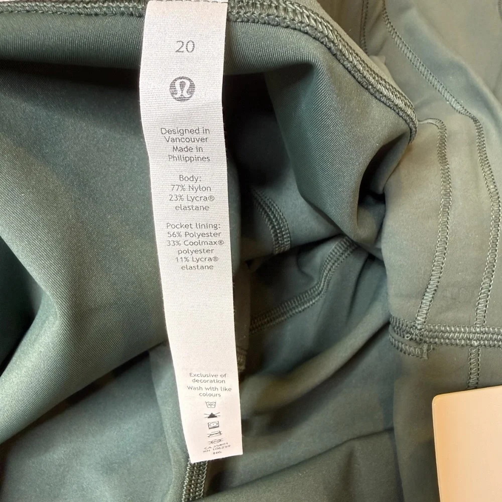Lululemon Athletica Green Track Pants - Picture 13 of 13